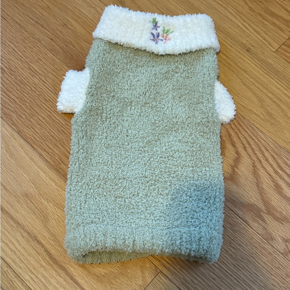 Dog Sweater - Green with flower design